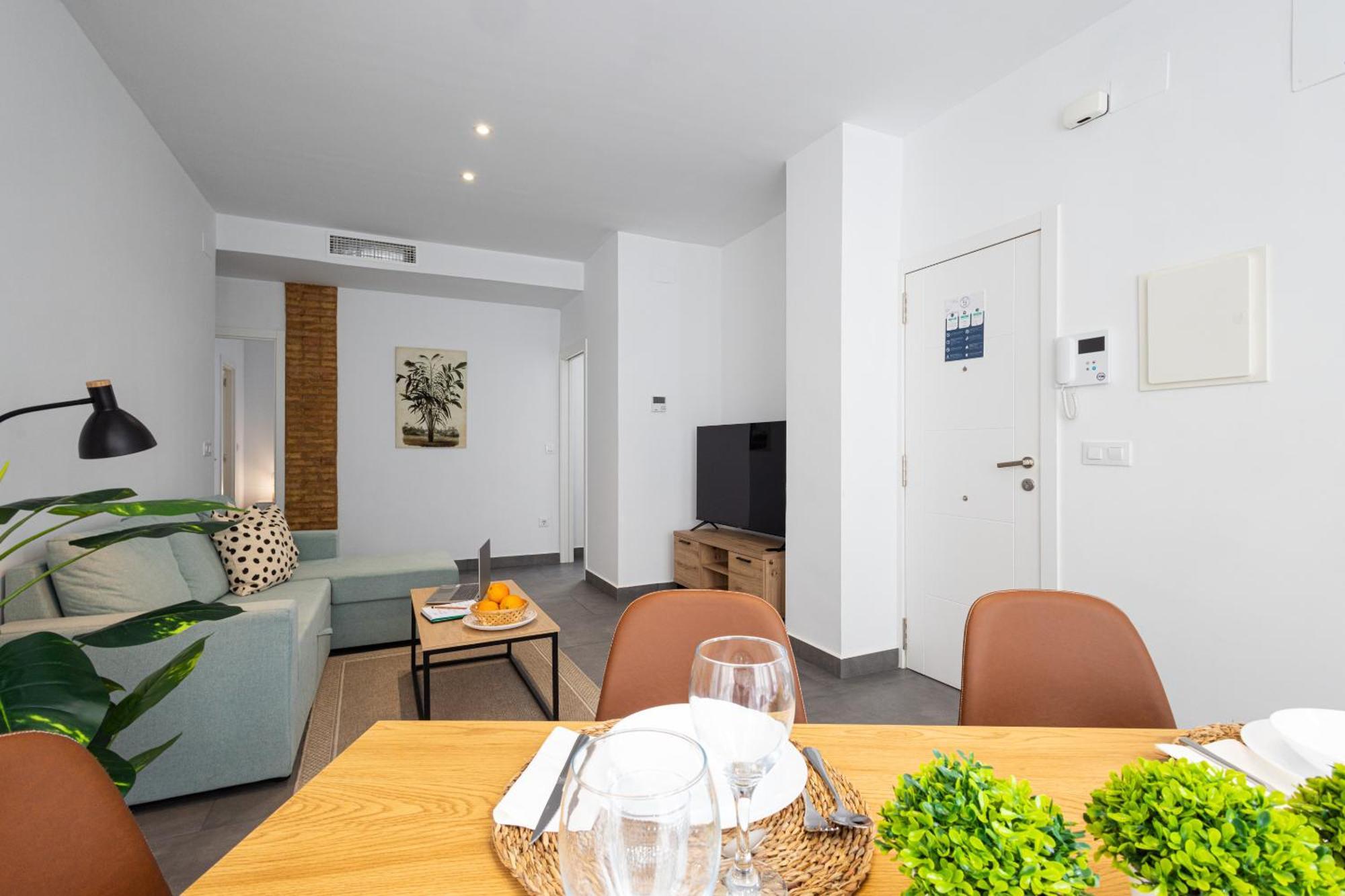 Florit Flats - The Patraix Apartments บาเลนเซีย ภายนอก รูปภาพ