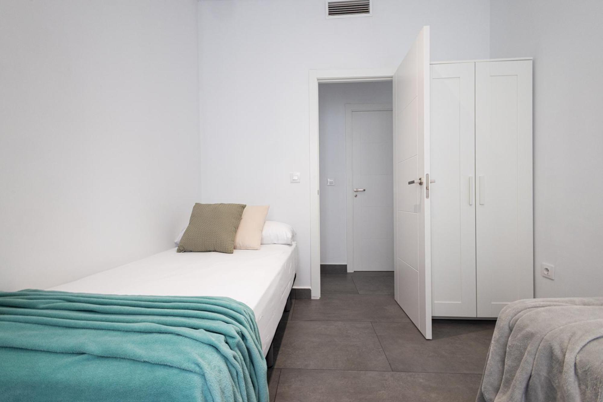 Florit Flats - The Patraix Apartments บาเลนเซีย ภายนอก รูปภาพ
