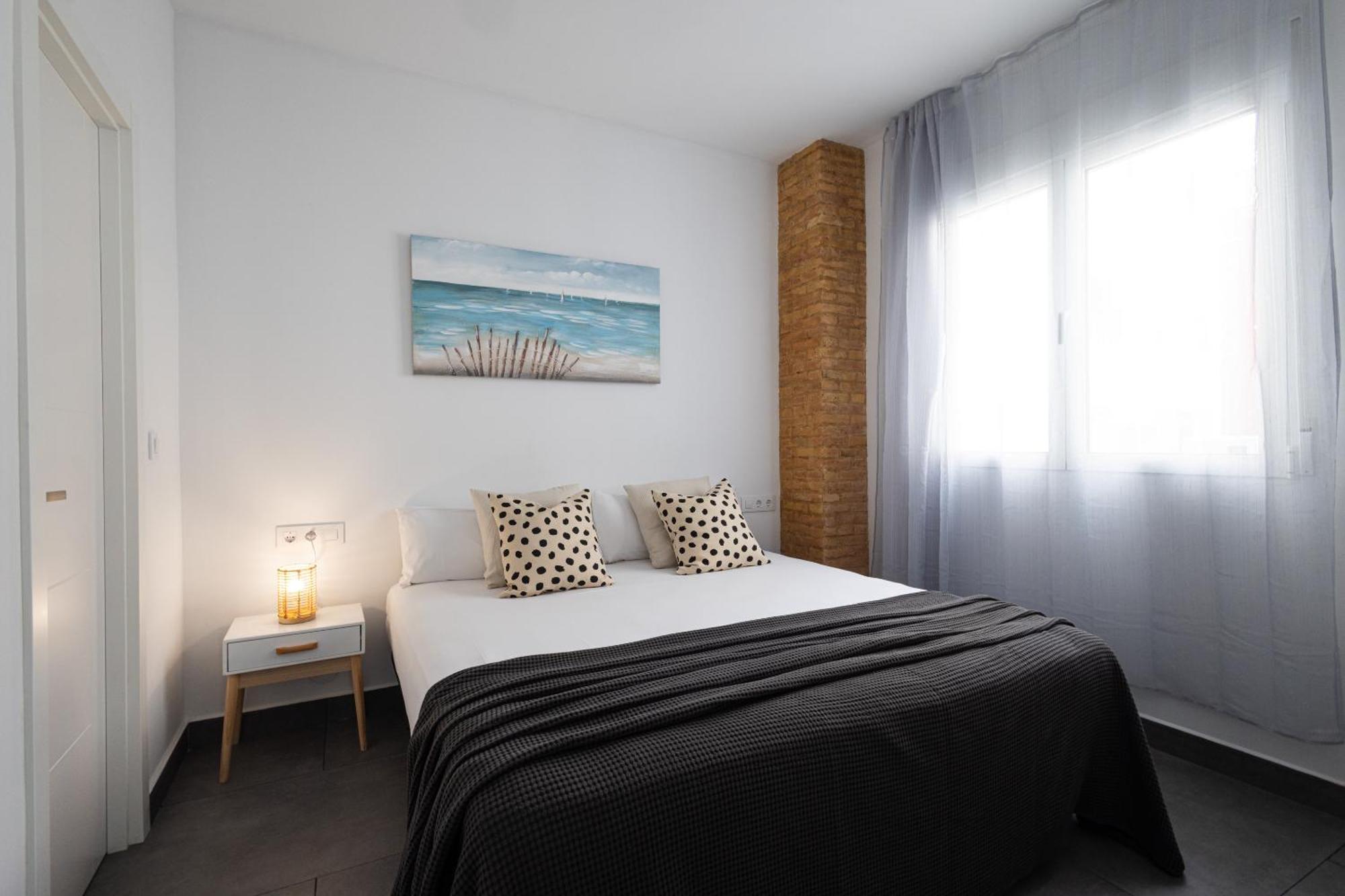 Florit Flats - The Patraix Apartments บาเลนเซีย ภายนอก รูปภาพ